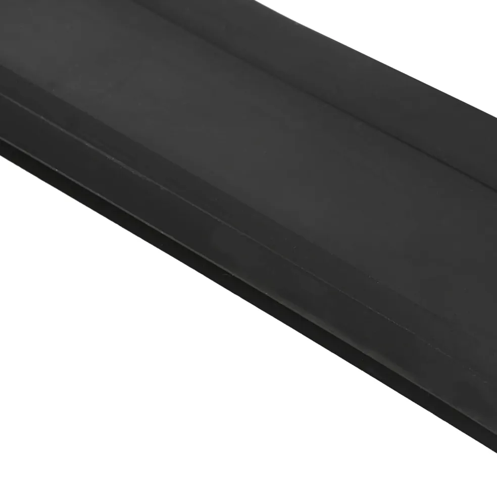 vidaXL Garage Deurafsluiting Zwart 52 x 2 mm 2,5 m PVC