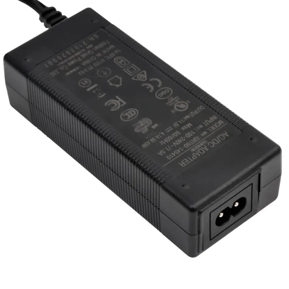 vidaXL Koelbox met wielen en adapter 40 L polypropeen zwart en grijs