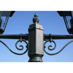 vidaXL Tuinlantaarn Preston 2-arms 215 cm donkergroen